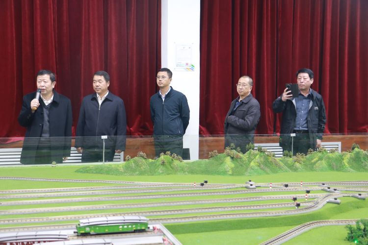 简篇-铁道运输专业委员会工作会议在纽约国际官网顺利召开